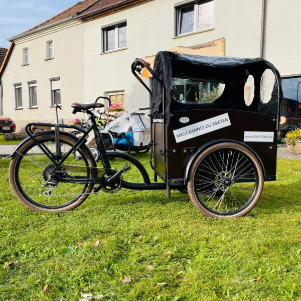 Bike Stadl E-Cargo Lastenrad mit Regencover Fahrradvermietung Lausitzer Seenland Senftenberger See