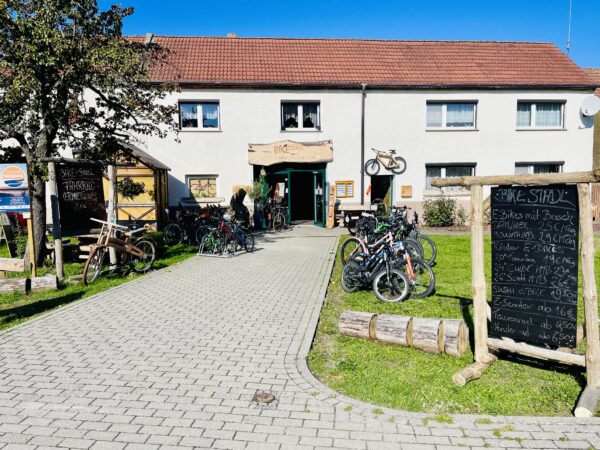 Bike Stadl Fahrradvermietung Verleih Senftenberger See Großkoschen Dorfplatz 40